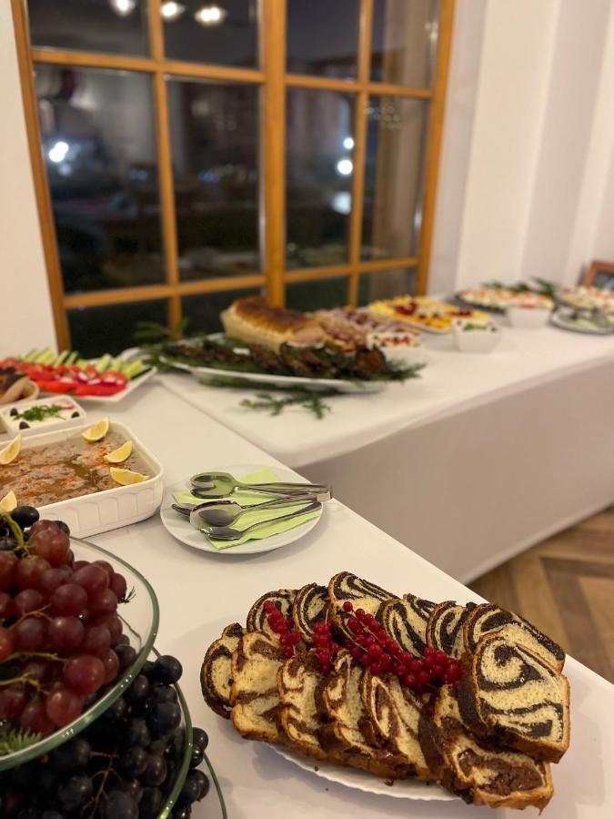 Pensiunea Coronita Viseu de Sus Bagian luar foto